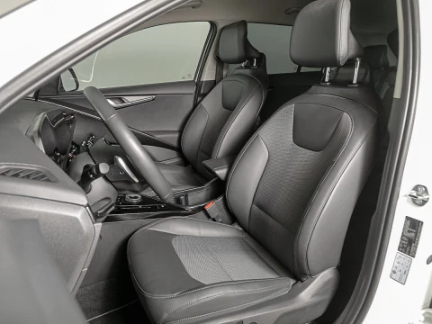 Kia Niro 1.6 GDi HEV 104kW (141CV) Drive