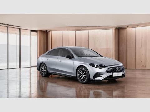 Mercedes-Benz CLA  250+ con tecnologia EQ