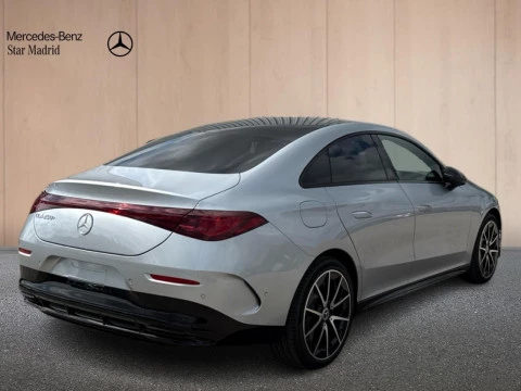 Mercedes-Benz CLA  250+ con tecnologia EQ