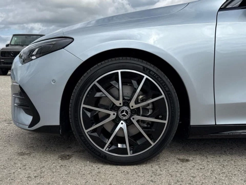 Mercedes-Benz CLA  250+ con tecnologia EQ