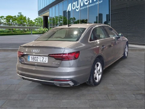Audi A4 Advanced 30 TDI 100kW (136CV) S tronic