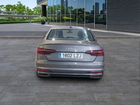 Audi A4 Advanced 30 TDI 100kW (136CV) S tronic