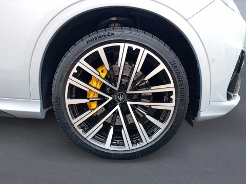 Maserati Grecale Trofeo V6 530CV AWD