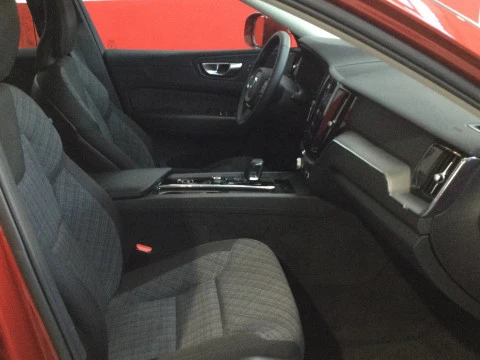 Volvo XC60 2.0 B4 G Core Pro Auto