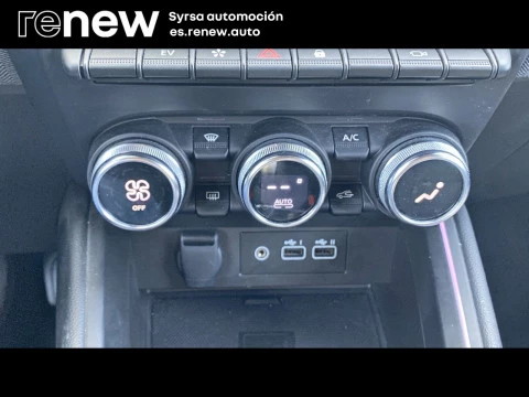 Renault Clio Techno E-Tech full hybrid 145 (103kw)