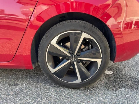 Opel Astra 1.2T XHT 96kW (130CV) Elegance