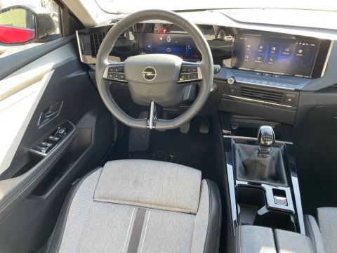 Opel Astra 1.2T XHT 96kW (130CV) Elegance