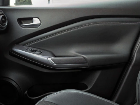 Nissan Juke 1.0 DIG-T 84KW N-CONNECTA DCT 5P