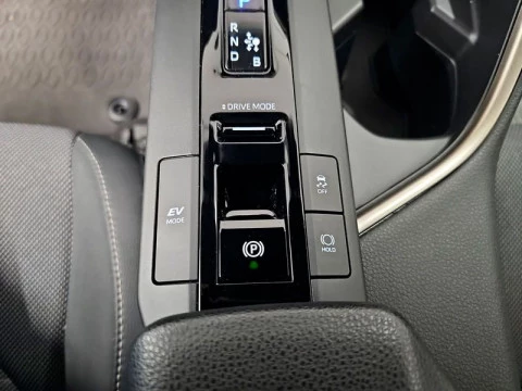 Toyota C-HR 1.8 Spirit Hybrid 140