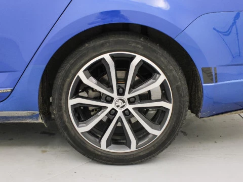 Skoda Octavia 1.8 TSI STYLE 180 5P
