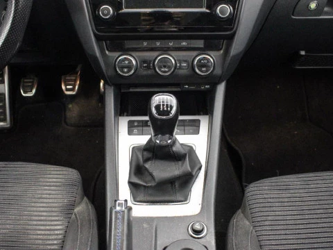 Skoda Octavia 1.8 TSI STYLE 180 5P