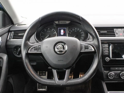 Skoda Octavia 1.8 TSI STYLE 180 5P