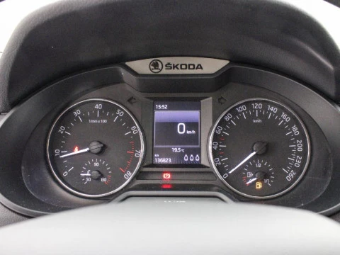 Skoda Octavia 1.8 TSI STYLE 180 5P