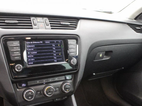 Skoda Octavia 1.8 TSI STYLE 180 5P