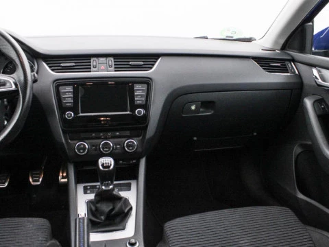 Skoda Octavia 1.8 TSI STYLE 180 5P