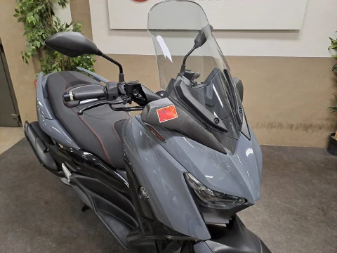Yamaha XMAX 125 Tech Max POWER GREY Yamaha XMAX 125 Tech Max POWER GREY
