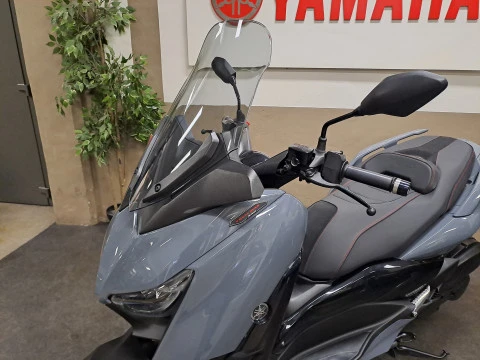 Yamaha XMAX 125 Tech Max POWER GREY Yamaha XMAX 125 Tech Max POWER GREY