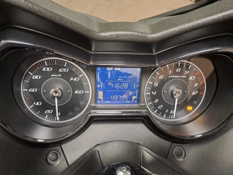 Yamaha XMAX 125 Tech Max POWER GREY Yamaha XMAX 125 Tech Max POWER GREY