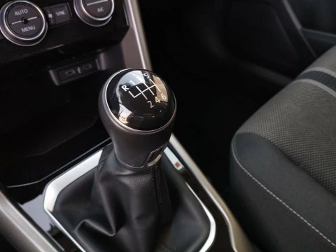 Volkswagen T-Roc Advance 2.0 TDI 85kW (115CV)