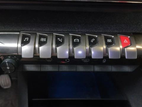 Peugeot 5008   1.2 PureTech S&S Allure 130