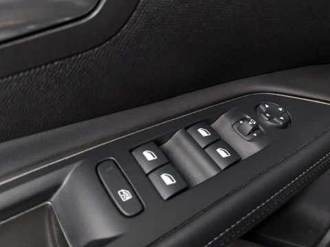 Peugeot 5008   1.2 PureTech S&S Allure 130