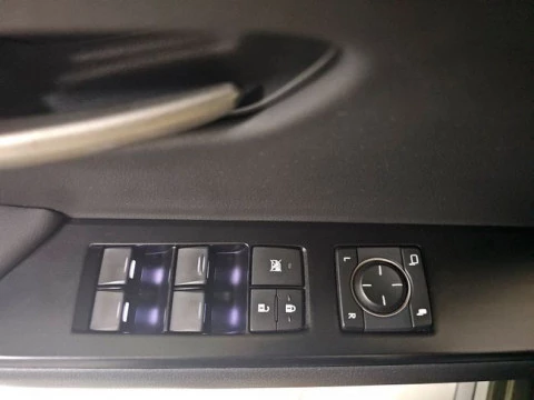 Lexus UX 2.0 250h Business