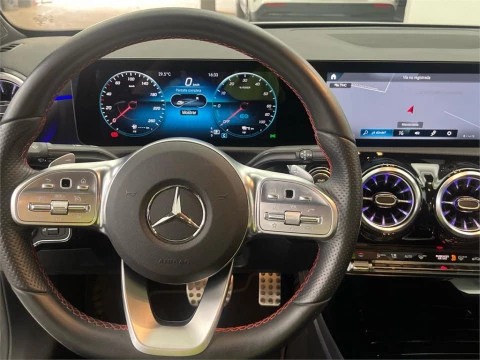 Mercedes-Benz Clase A A 250 e Sedan AMG Line (EURO 6d)