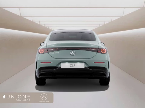 Mercedes-Benz Clase CLA  180 con tecnología híbrida