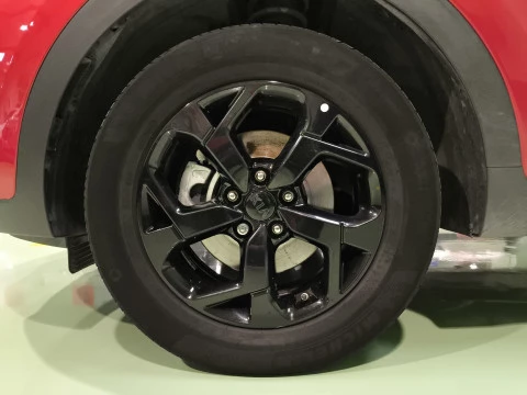 Kia Sportage 1.6 MHEV Black Edition 100 kW (136 CV)