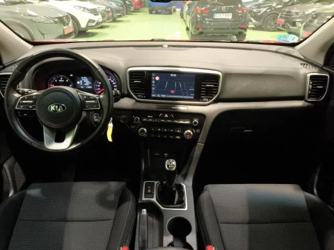 Kia Sportage 1.6 MHEV Black Edition 100 kW (136 CV)