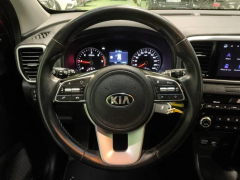 Kia Sportage 1.6 MHEV Black Edition 100 kW (136 CV)