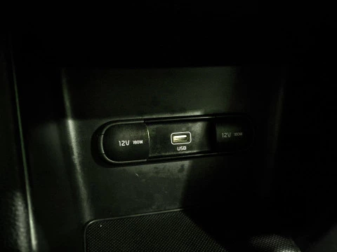 Kia Sportage 1.6 MHEV Black Edition 100 kW (136 CV)