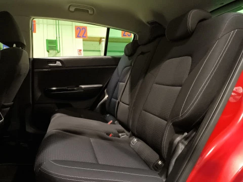 Kia Sportage 1.6 MHEV Black Edition 100 kW (136 CV)