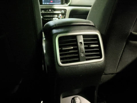 Kia Sportage 1.6 MHEV Black Edition 100 kW (136 CV)