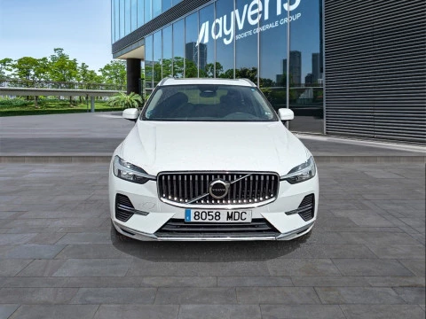 Volvo XC60 2.0 T6 AWD Recharge Core Auto