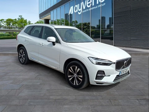 Volvo XC60 2.0 T6 AWD Recharge Core Auto