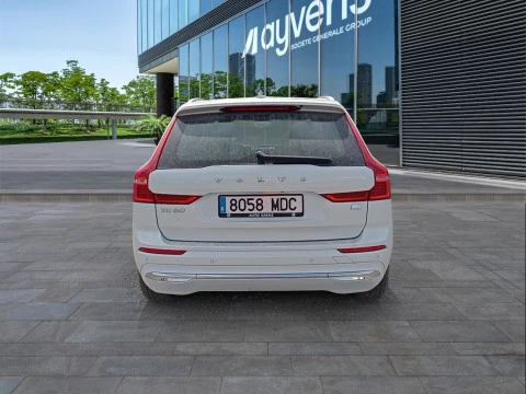 Volvo XC60 2.0 T6 AWD Recharge Core Auto