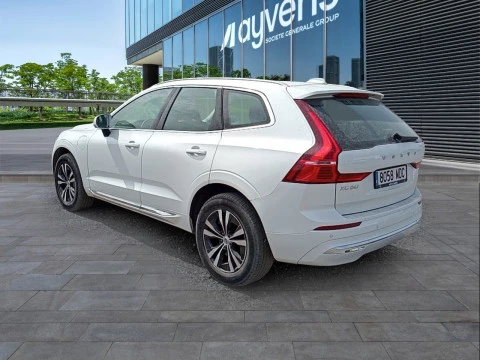 Volvo XC60 2.0 T6 AWD Recharge Core Auto