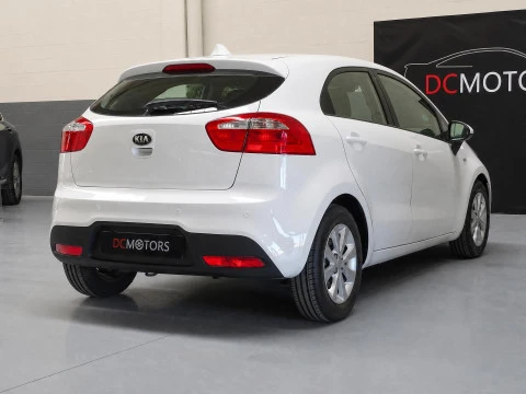 Kia Rio 1.2 CVVT 85cv Drive