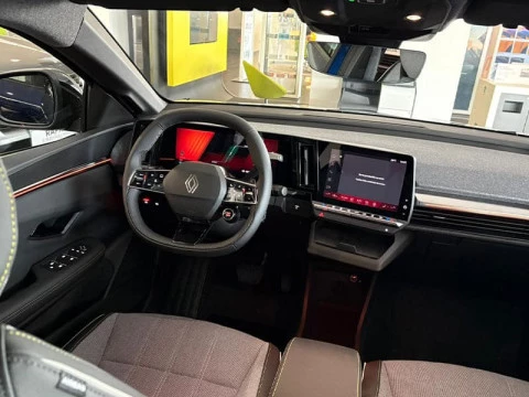 Renault Megane E-Tech Techno 160kW (220CV) autonomía confort