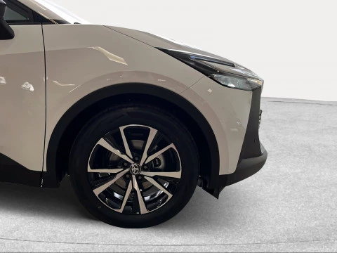 Toyota C-HR 1.8 Advance Hybrid 140