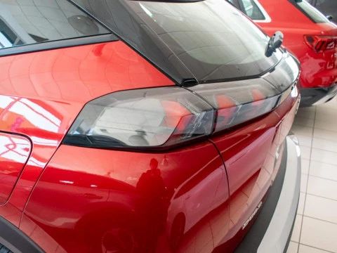 Peugeot 2008 1.2 PURETECH 100 S&S ACTIVE PACK 5P