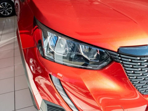 Peugeot 2008 1.2 PURETECH 100 S&S ACTIVE PACK 5P