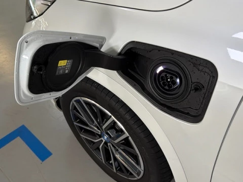 BMW X1 xDrive25e 180 kW (245 CV)