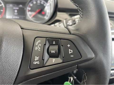 Opel Corsa 1.4 Selective 66kW (90CV)