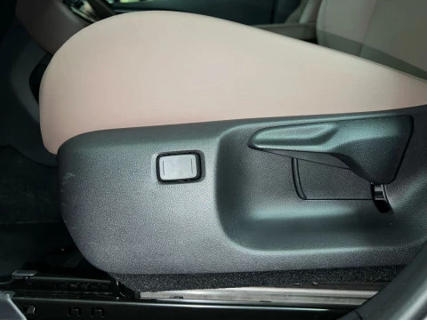 Lexus LBX 1.5 136cv HEV Elegant+