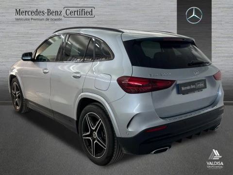 Mercedes-Benz GLA 200 d