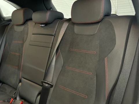 Mercedes-Benz GLA 200 d