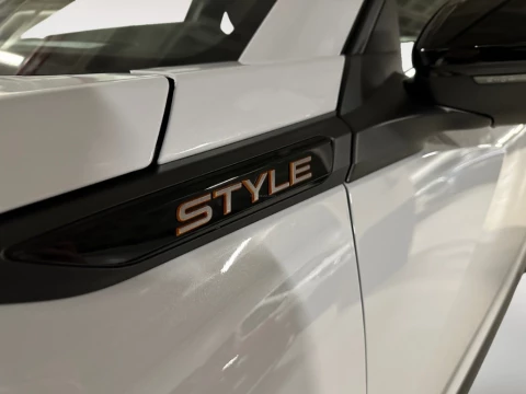 Peugeot 2008 N2008 Style Hybrid 110 eDCS6