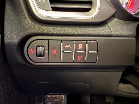 Kia Ceed 1.0 T-GDi 74kW (100CV) Concept